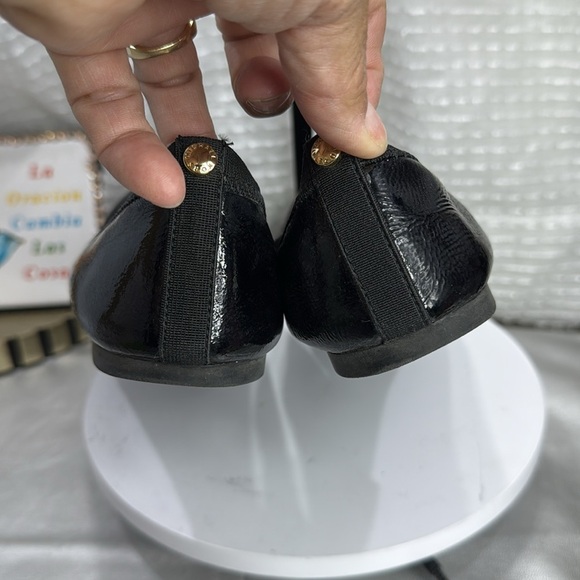 (T5)Michael Kors Women's Black Patent Leather Bow Logo Ballet Flats (Size 8.5 M) - Picture 7 of 11